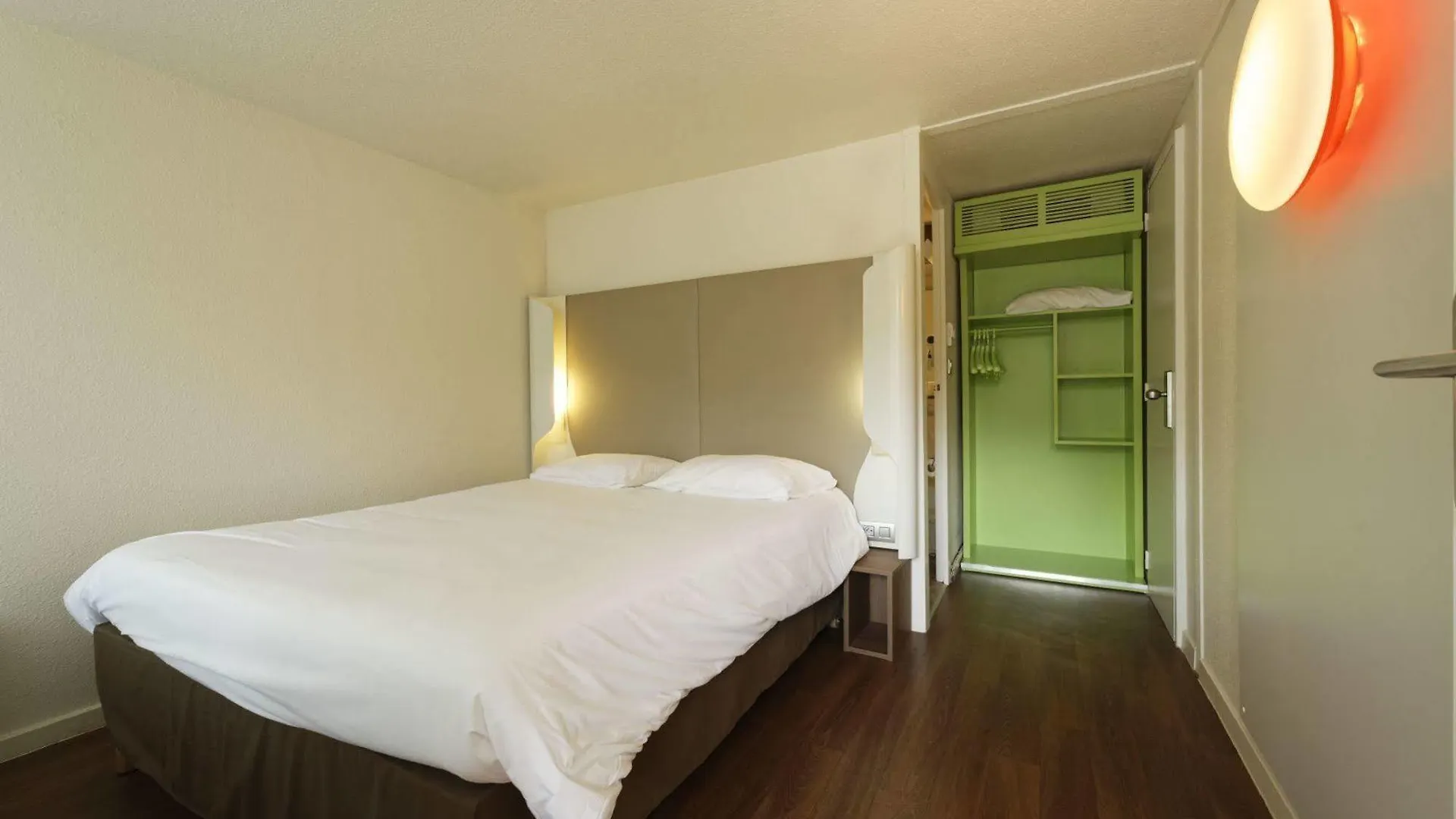 The Originals Access, Hotel Foix